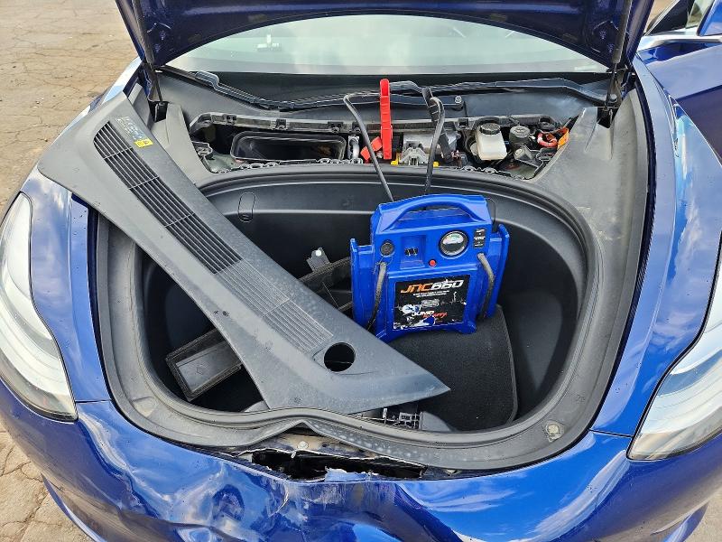 2018 Tesla Model 3 მანქანა იყიდება აუქციონზე, vin: 5YJ3E1EA8JF032168, აუქციონის ნომერი: 65292666