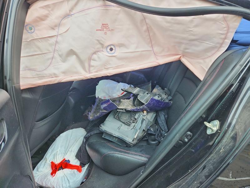 65361306 :رقم المزاد ، 1HGCR2F17HA219026 vin ، 2017 Honda Accord مزاد بيع