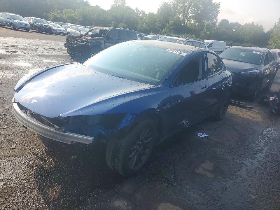 Продажа на аукционе авто 2025 Tesla Model 3, vin: 5YJ3E1EB5SF001812, номер лота: 64311166