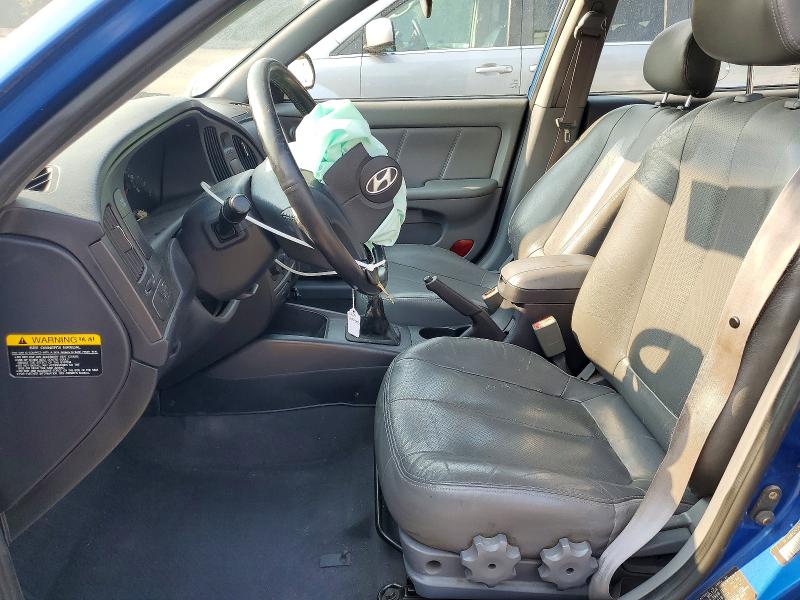 64236716 :رقم المزاد ، KMHDN56D45U136203 vin ، 2005 Hyundai Elantra مزاد بيع