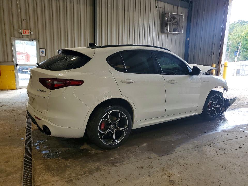 Продаж на аукціоні авто 2022 Alfa Romeo Stelvio, vin: ZASPAKBN8N7D49512, номер лоту: 65649136