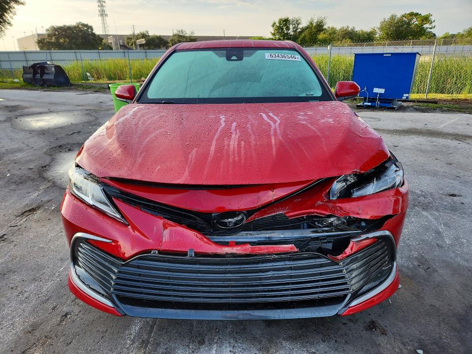 2024 Toyota Camry მანქანა იყიდება აუქციონზე, vin: 4T1C11AKXRU215256, აუქციონის ნომერი: 63436546