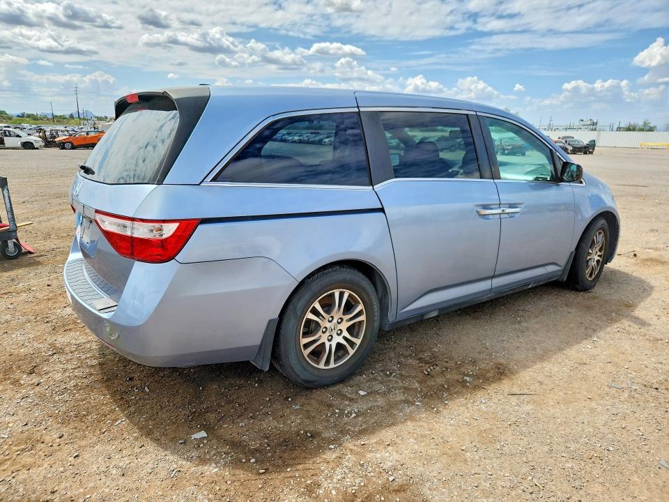 64780836 :رقم المزاد ، 5FNRL5H63DB061791 vin ، 2013 Honda Odyssey مزاد بيع