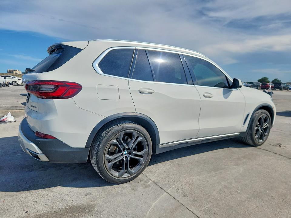 Продаж на аукціоні авто 2019 Bmw X5, vin: 5UXCR6C50KLK79334, номер лоту: 64150216