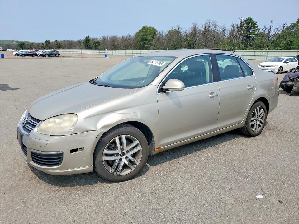 Продажа на аукционе авто 2005 Volkswagen New Jetta, vin: 3VWSF71K95M625479, номер лота: 64757766