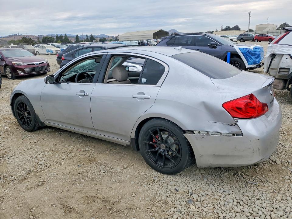 2015 Infiniti Q40 მანქანა იყიდება აუქციონზე, vin: JN1CV6AP9FM502359, აუქციონის ნომერი: 67163776