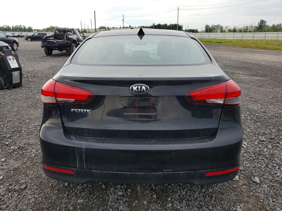 65828536 :رقم المزاد ، 3KPFL4A77HE059649 vin ، 2017 Kia Forte مزاد بيع