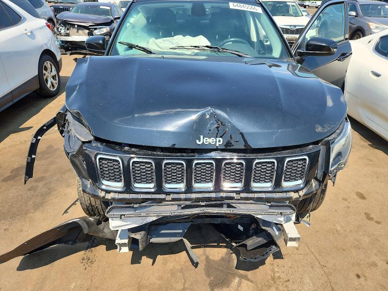 64845566 :رقم المزاد ، 3C4NJDBB6JT112394 vin ، 2018 Jeep Compass مزاد بيع