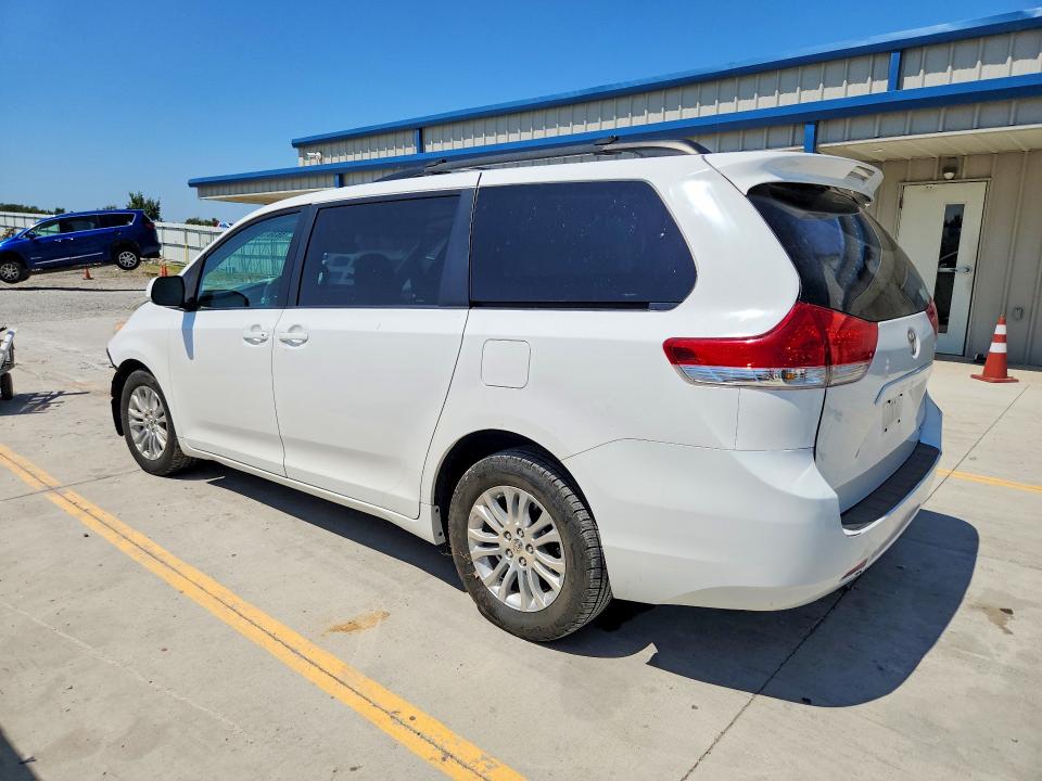 Продажа на аукционе авто 2011 Toyota Sienna, vin: 5TDYK3DC2BS101446, номер лота: 66361246