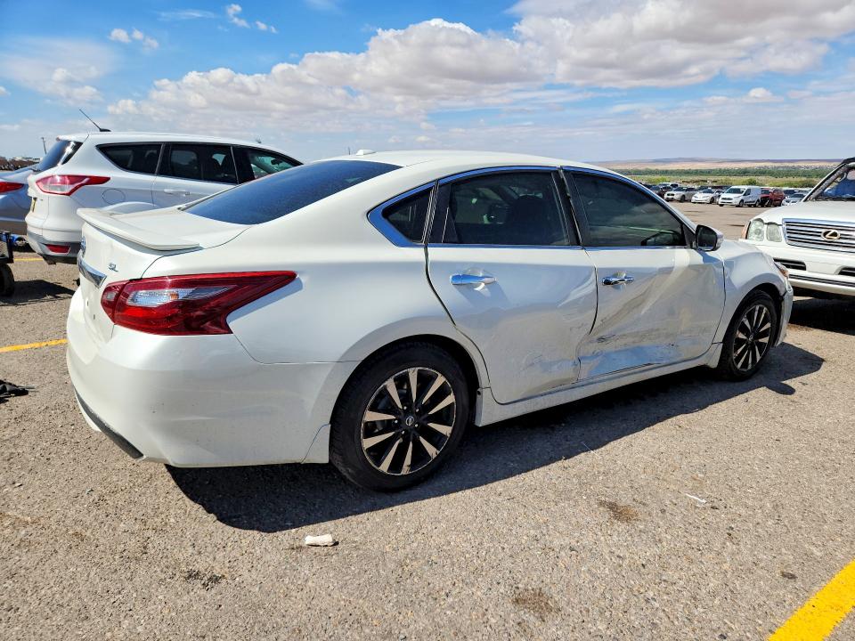 Продажа на аукционе авто 2018 Nissan Altima, vin: 1N4AL3APXJC176536, номер лота: 64827206