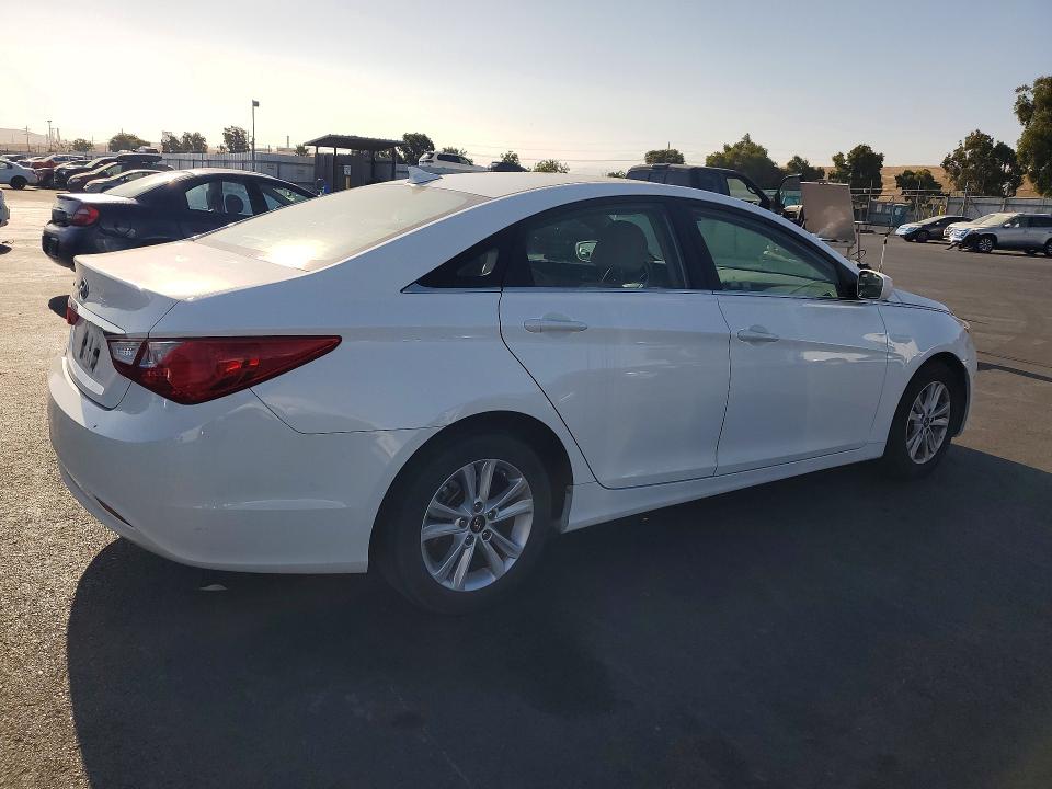 Продажа на аукционе авто 2013 Hyundai Sonata, vin: 5NPEB4AC1DH710016, номер лота: 63197016