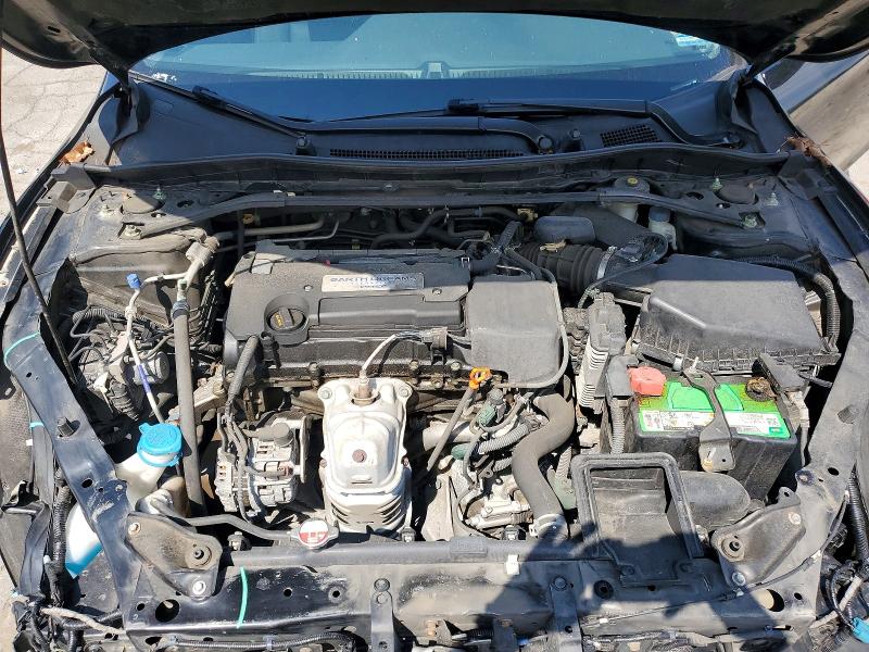 65191676 :رقم المزاد ، 1HGCR2E52FA117473 vin ، 2015 Honda Accord مزاد بيع