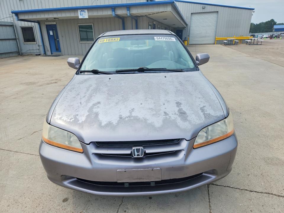 Продаж на аукціоні авто 2000 Honda Accord, vin: 1HGCG1649YA015631, номер лоту: 64479696