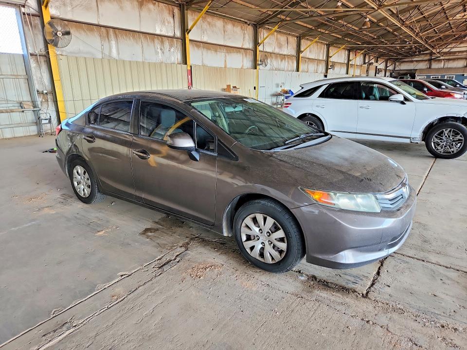 Продажа на аукционе авто 2012 Honda Civic, vin: 2HGFB2F56CH585686, номер лота: 62392346