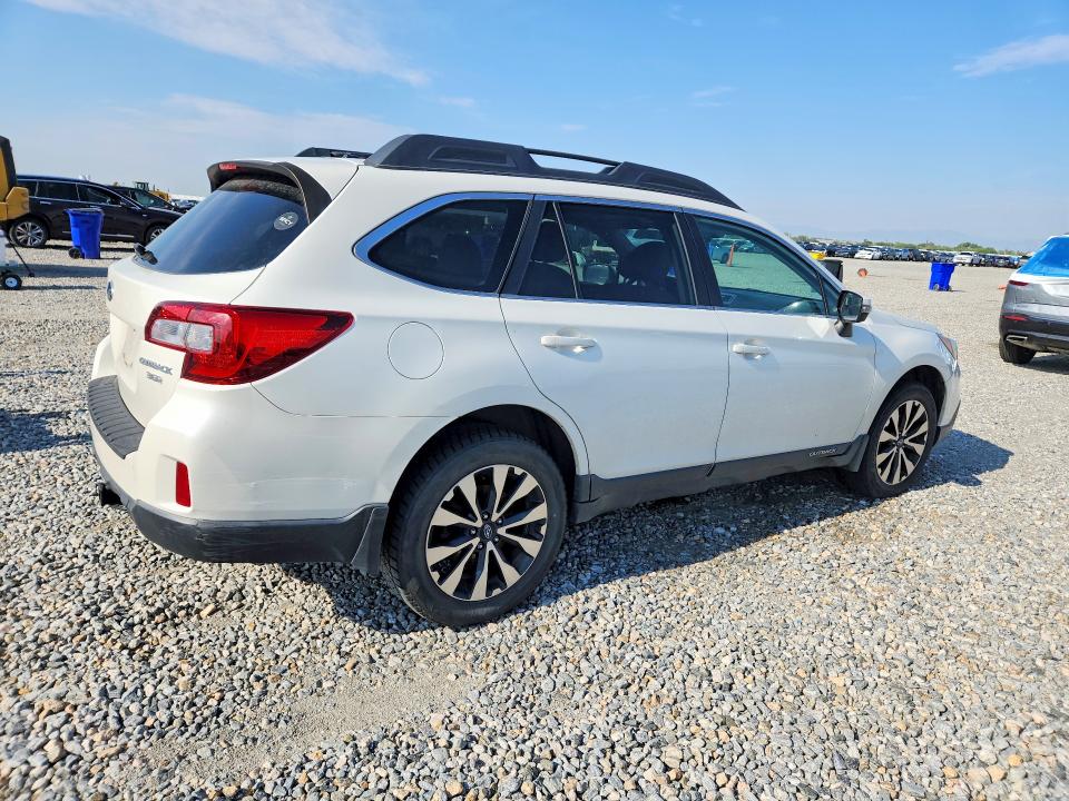 64498466 :رقم المزاد ، 4S4BSENC1F3331577 vin ، 2015 Subaru Outback مزاد بيع