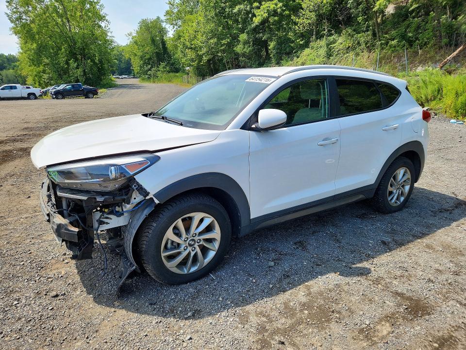 2016 Hyundai Tucson მანქანა იყიდება აუქციონზე, vin: KM8J3CA42GU177470, აუქციონის ნომერი: 64154216