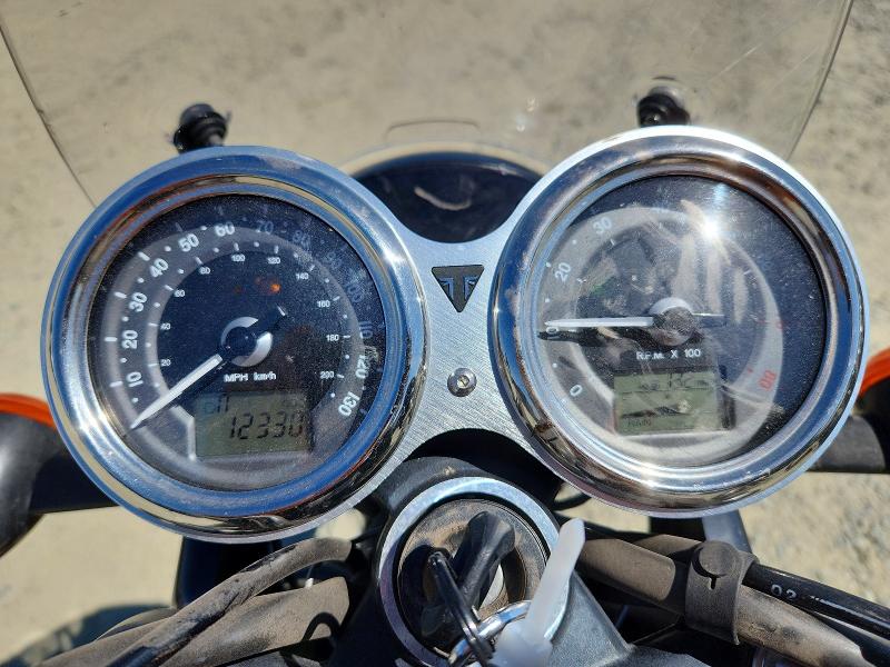 64935916 :رقم المزاد ، SMTD40HL0JT849244 vin ، 2018 Triumph Motorcycle Bonneville مزاد بيع