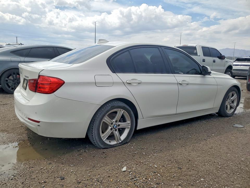 2014 Bmw 328 მანქანა იყიდება აუქციონზე, vin: WBA3C1C54EK107126, აუქციონის ნომერი: 64153676