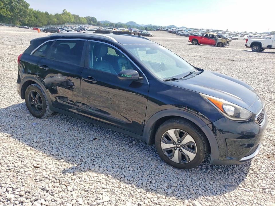 64292696 :رقم المزاد ، KNDCB3LC6H5089571 vin ، 2017 Kia Niro مزاد بيع