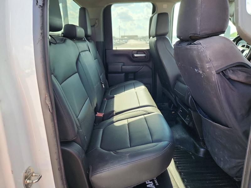 64303226 :رقم المزاد ، 1GB2WLE74LF235649 vin ، 2020 Chevrolet Silverado مزاد بيع