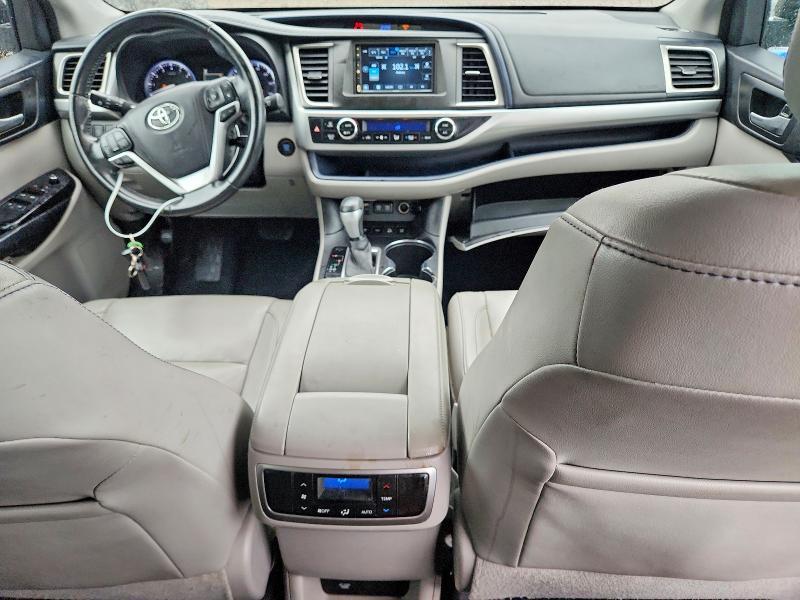 Продажа на аукционе авто 2017 Toyota Highlander, vin: 5TDJZRFH2HS510497, номер лота: 64754236