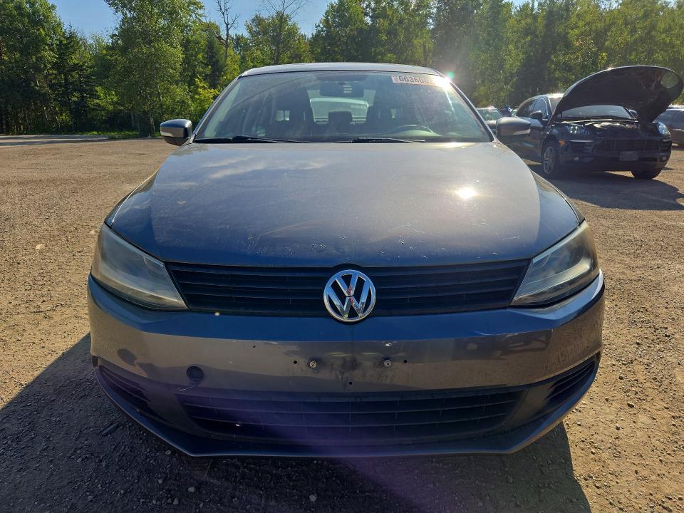 66360856 :رقم المزاد ، 3VWDK7AJ5DM299559 vin ، 2013 Volkswagen Jetta مزاد بيع