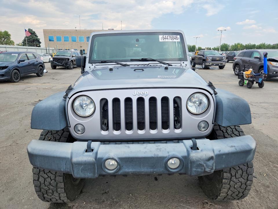 64476846 :رقم المزاد ، 1C4BJWDGXHL624284 vin ، 2017 Jeep Wrangler Unlimited مزاد بيع