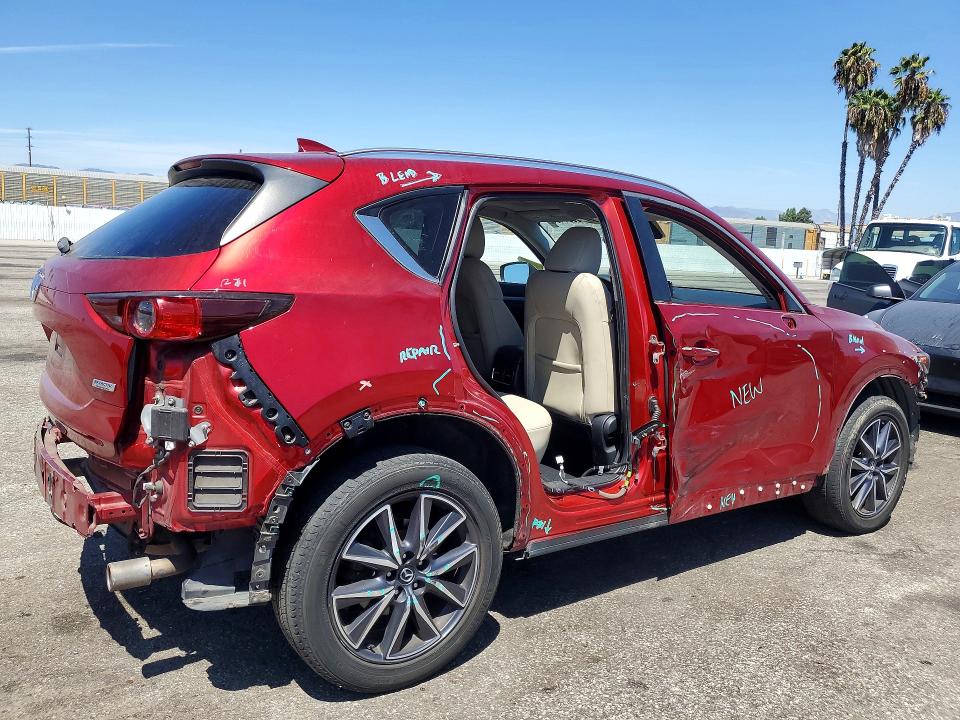 Aukcja sprzedaży 2018 Mazda Cx-5, vin: JM3KFBCM7J0384708, numer aukcji: 65531406