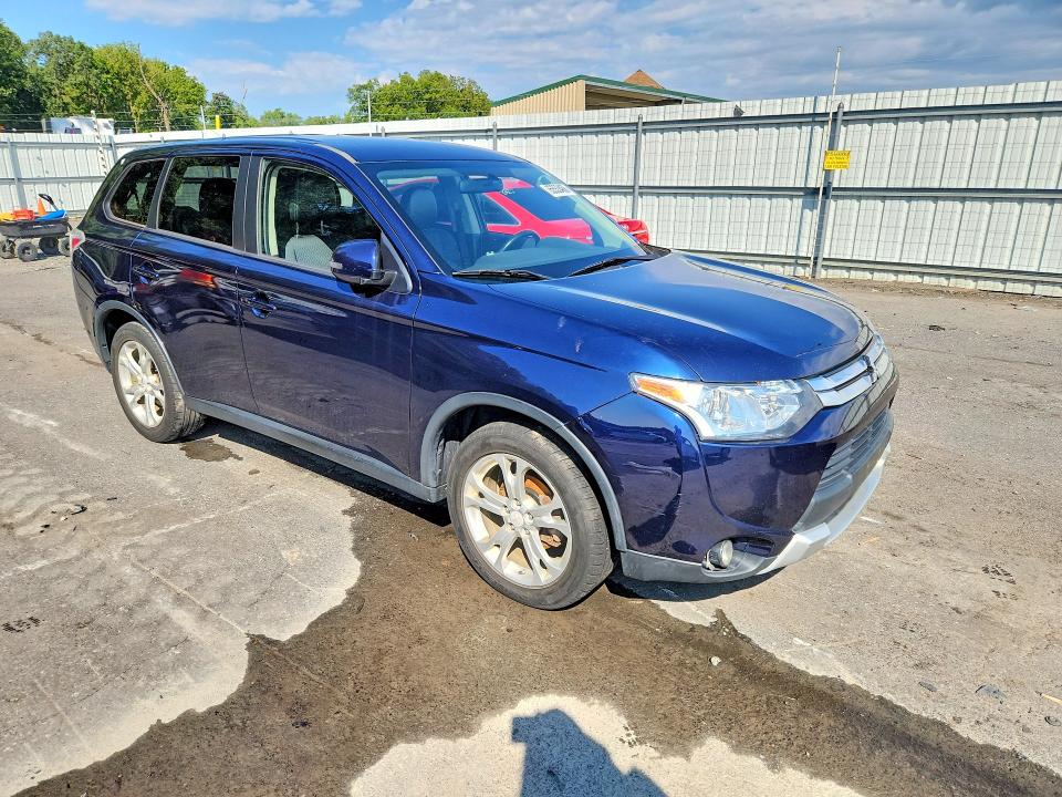 65553466 :رقم المزاد ، JA4AD3A34FZ007793 vin ، 2015 Mitsubishi Outlander مزاد بيع