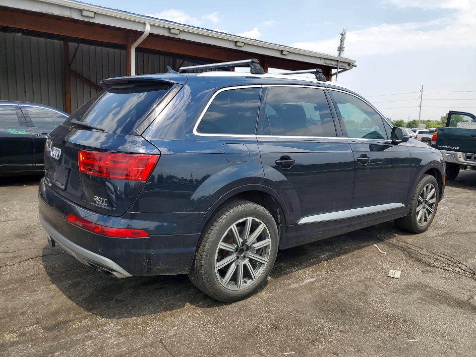 2017 Audi Q7 მანქანა იყიდება აუქციონზე, vin: WA1VAAF76HD033886, აუქციონის ნომერი: 62673016