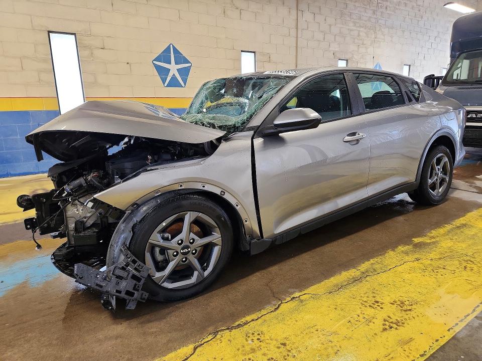 65330396 :رقم المزاد ، 3KPFT4DE5SE046383 vin ، 2025 Kia K4 مزاد بيع