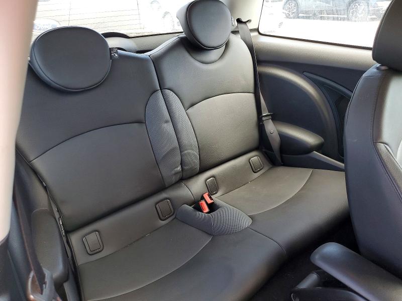 64305206 :رقم المزاد ، WMWMF7C56ATZ73994 vin ، 2010 Mini Cooper مزاد بيع