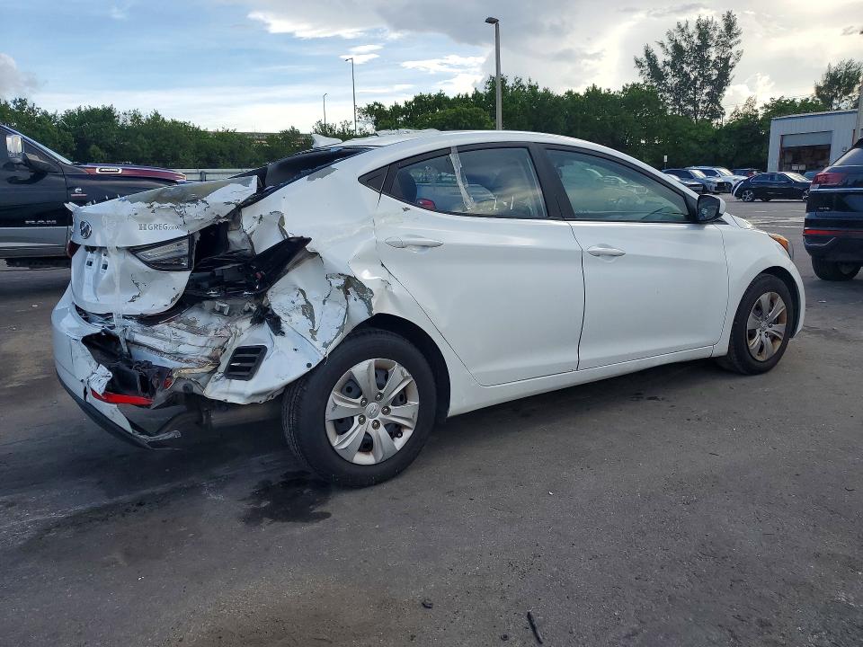 Aukcja sprzedaży 2016 Hyundai Elantra, vin: 5NPDH4AE5GH743407, numer aukcji: 64195696