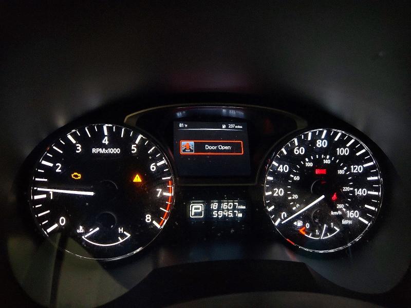 64606306 :رقم المزاد ، 1N4AL3AP3FC263458 vin ، 2015 Nissan Altima مزاد بيع