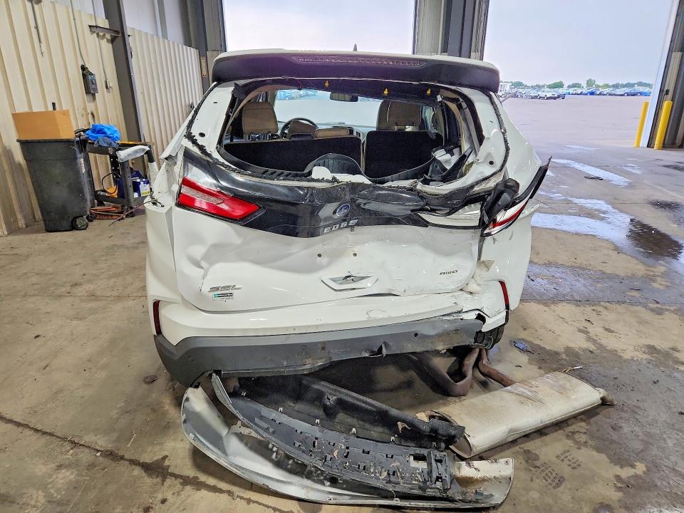 64256406 :رقم المزاد ، 2FMPK4J95MBA02775 vin ، 2021 Ford Edge مزاد بيع