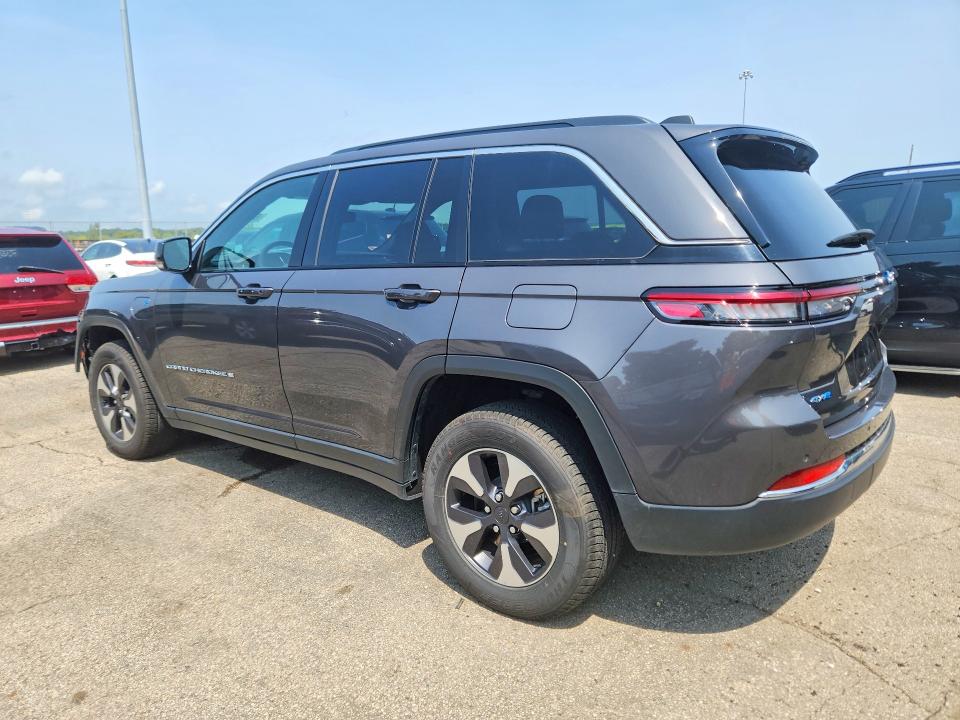 2024 Jeep Grand Cherokee მანქანა იყიდება აუქციონზე, vin: 1C4RJYB64RC120805, აუქციონის ნომერი: 64566016
