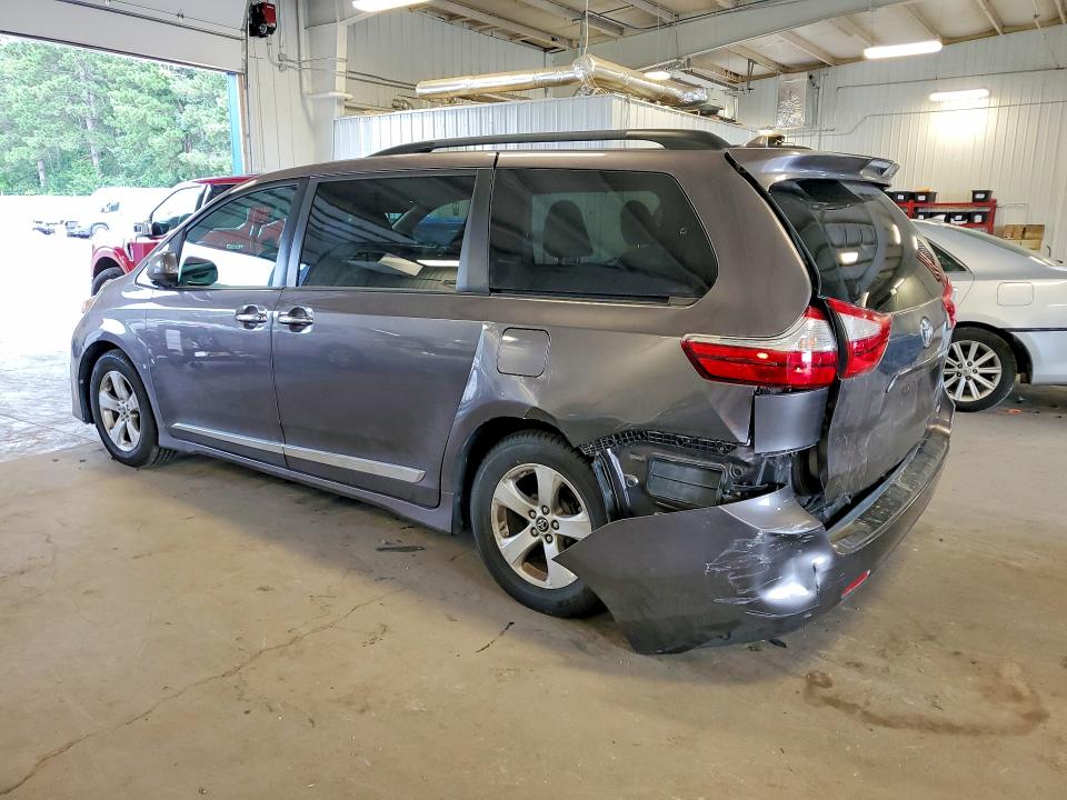 64666816 :رقم المزاد ، 5TDKZ3DC4KS998299 vin ، 2019 Toyota Sienna مزاد بيع