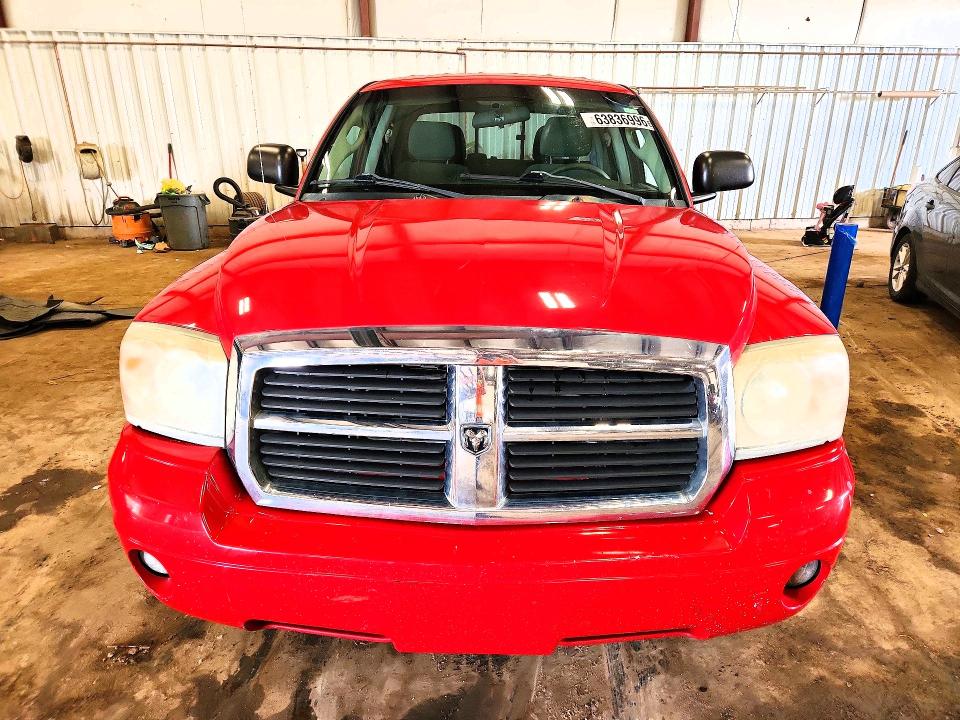 63836996 :رقم المزاد ، 1D7HW48N06S561388 vin ، 2006 Dodge Dakota مزاد بيع