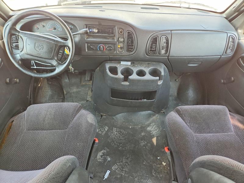 66258996 :رقم المزاد ، 2B7LB31Z21K538799 vin ، 2000 Dodge Ram Wagon مزاد بيع
