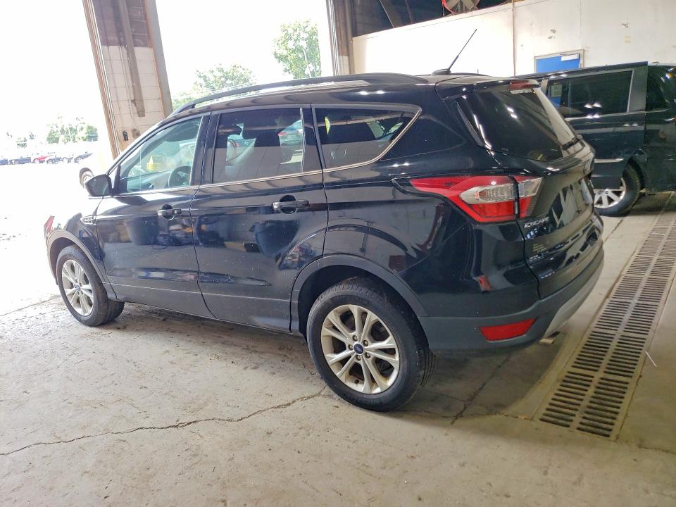 64497826 :رقم المزاد ، 1FMCU9GD5JUB15990 vin ، 2018 Ford Escape مزاد بيع