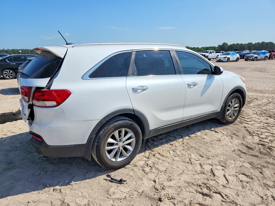 2017 Kia Sorento მანქანა იყიდება აუქციონზე, vin: 5XYPGDA53HG224056, აუქციონის ნომერი: 66230146