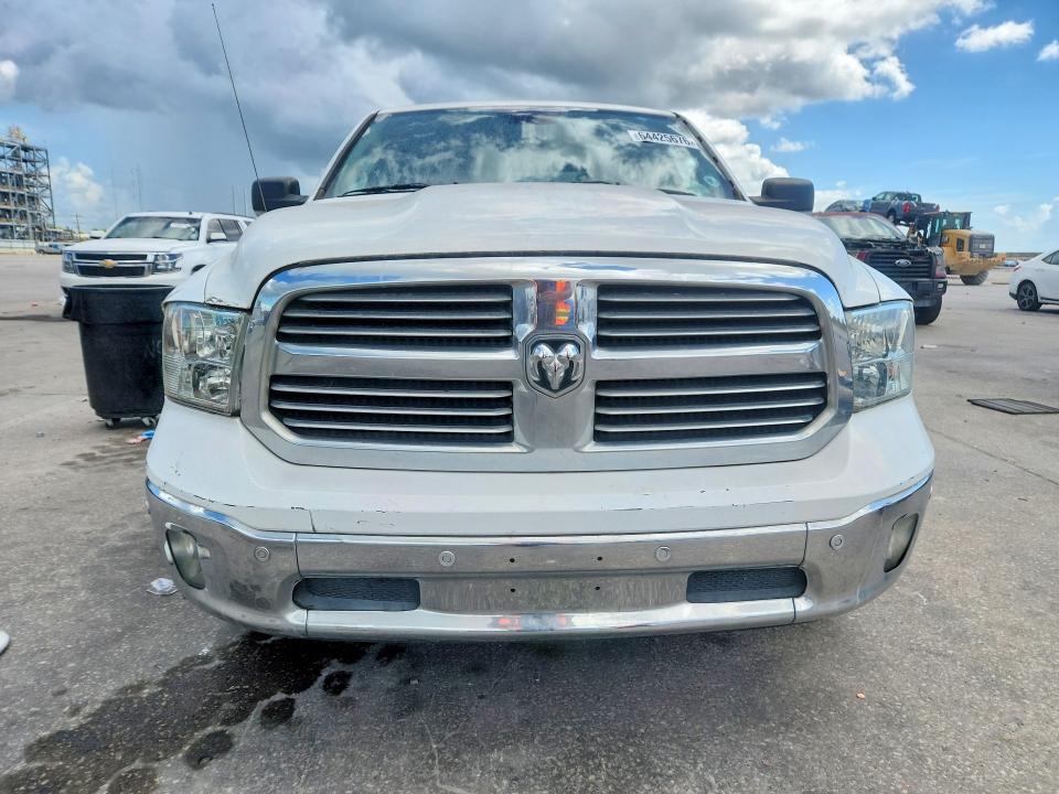 64425676 :رقم المزاد ، 1C6RR6LT6HS610241 vin ، 2017 Ram 1500 مزاد بيع