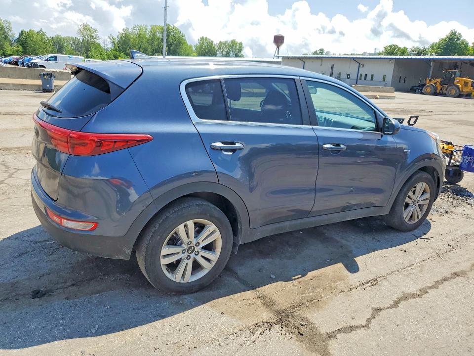 64017926 :رقم المزاد ، KNDPMCAC2H7278186 vin ، 2017 Kia Sportage مزاد بيع