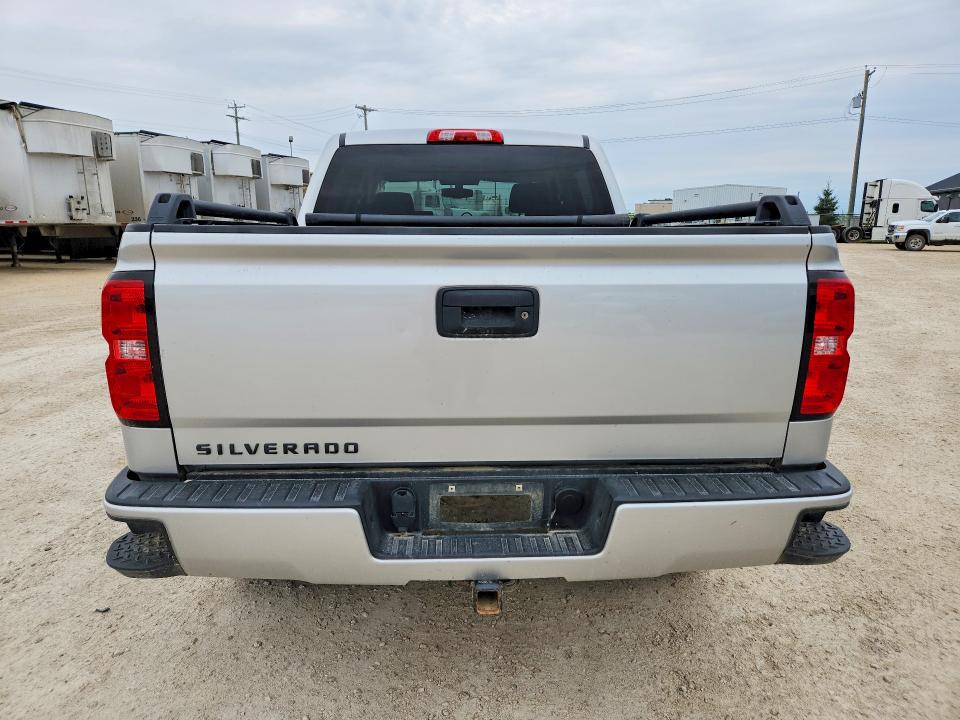 Продажа на аукционе авто 2018 Chevrolet Silverado, vin: 3GCUKREC0JG393014, номер лота: 64804326