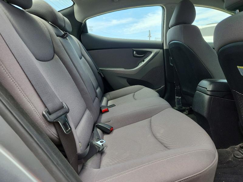 62880116 :رقم المزاد ، KMHDH4AE4GU542681 vin ، 2016 Hyundai Elantra مزاد بيع