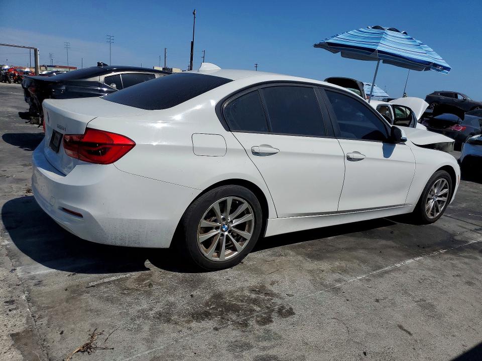 2017 Bmw 320 მანქანა იყიდება აუქციონზე, vin: WBA8A9C50HK619917, აუქციონის ნომერი: 64660366