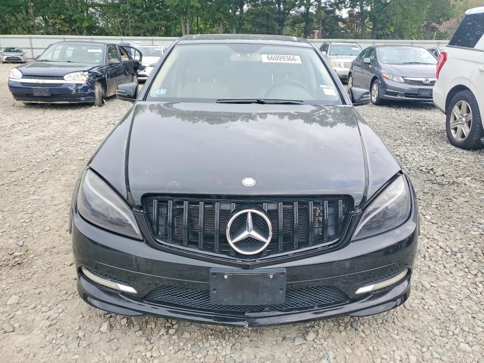 66009366 :رقم المزاد ، WDDGF8BB0BR156571 vin ، 2011 Mercedes-benz C مزاد بيع