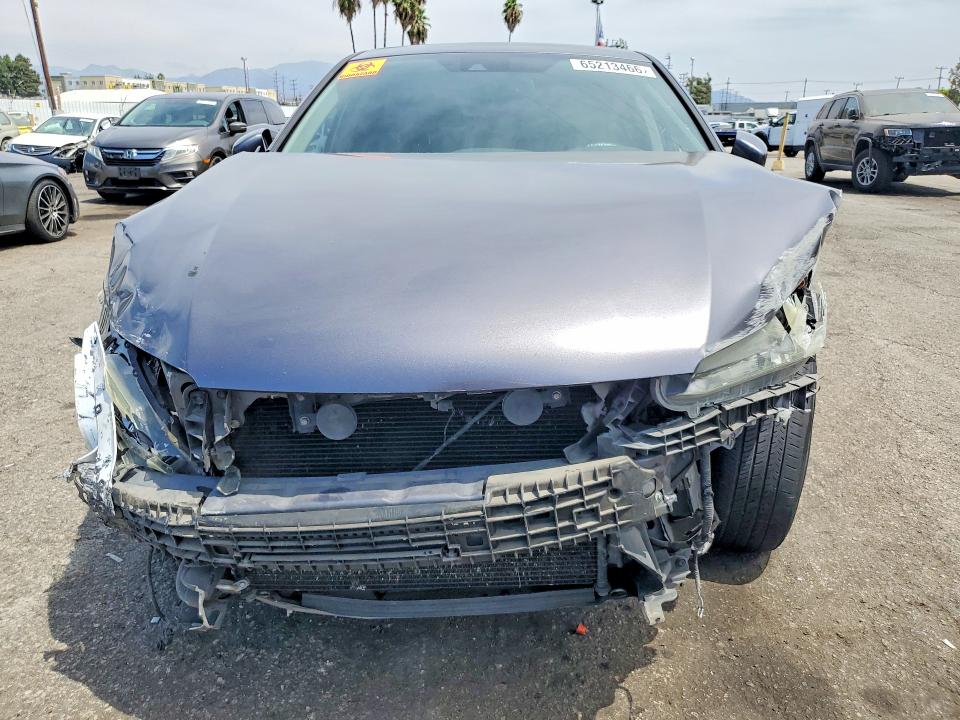 2015 Honda Accord მანქანა იყიდება აუქციონზე, vin: 1HGCR3F88FA010264, აუქციონის ნომერი: 65213466