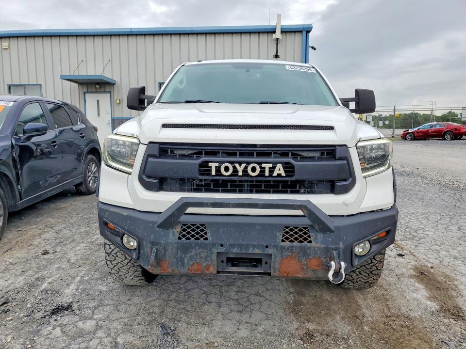 2016 Toyota Tundra მანქანა იყიდება აუქციონზე, vin: 5TFDW5F13GX581251, აუქციონის ნომერი: 63235396