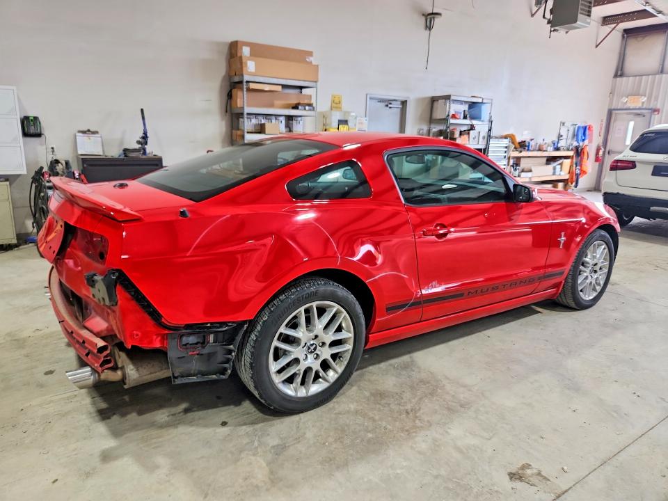 Продажа на аукционе авто 2014 Ford Mustang, vin: 1ZVBP8AM6E5312772, номер лота: 63308766